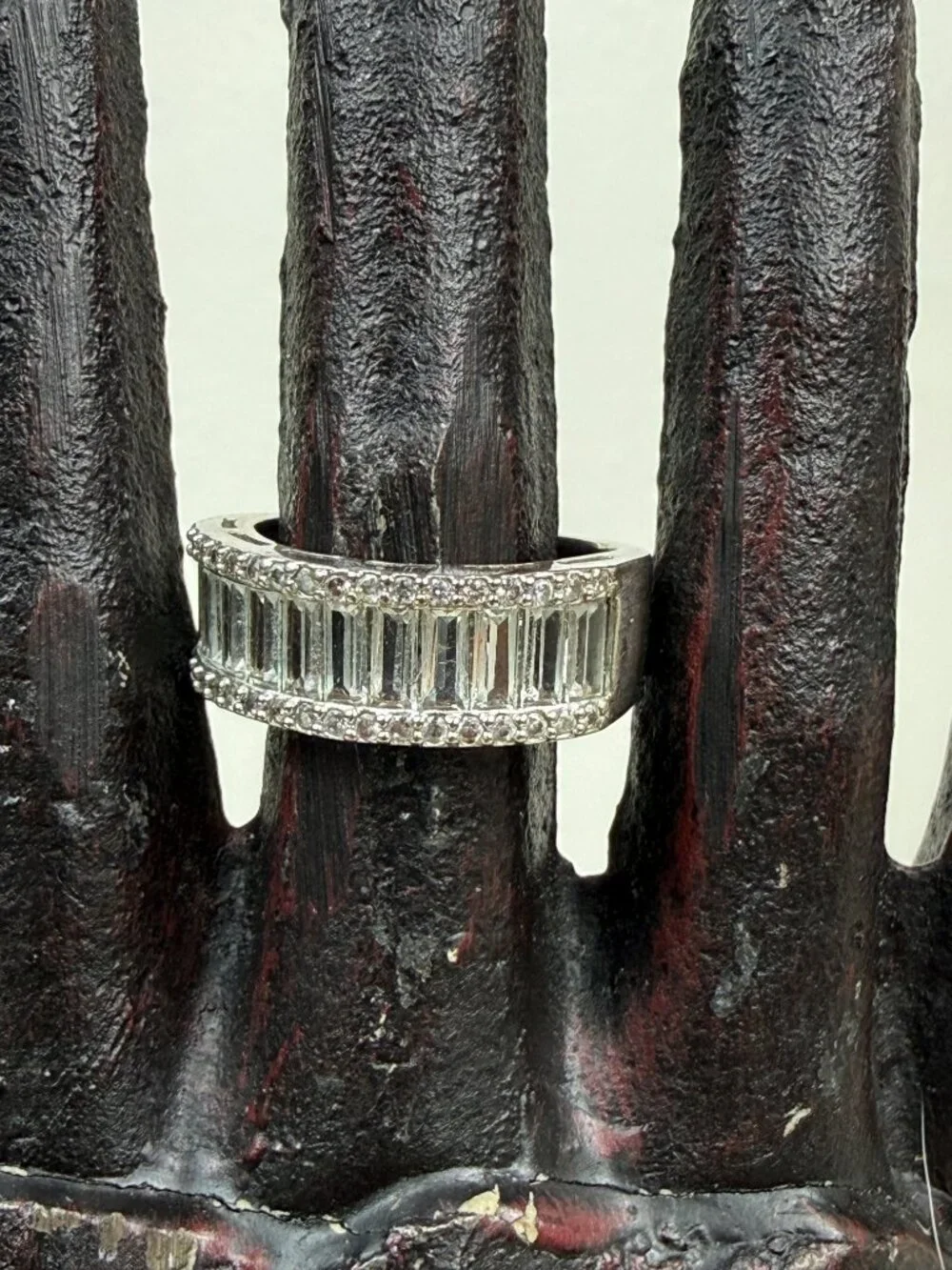 Silver Tone Fashion Ring with Glass Baguettes Size 7.25
